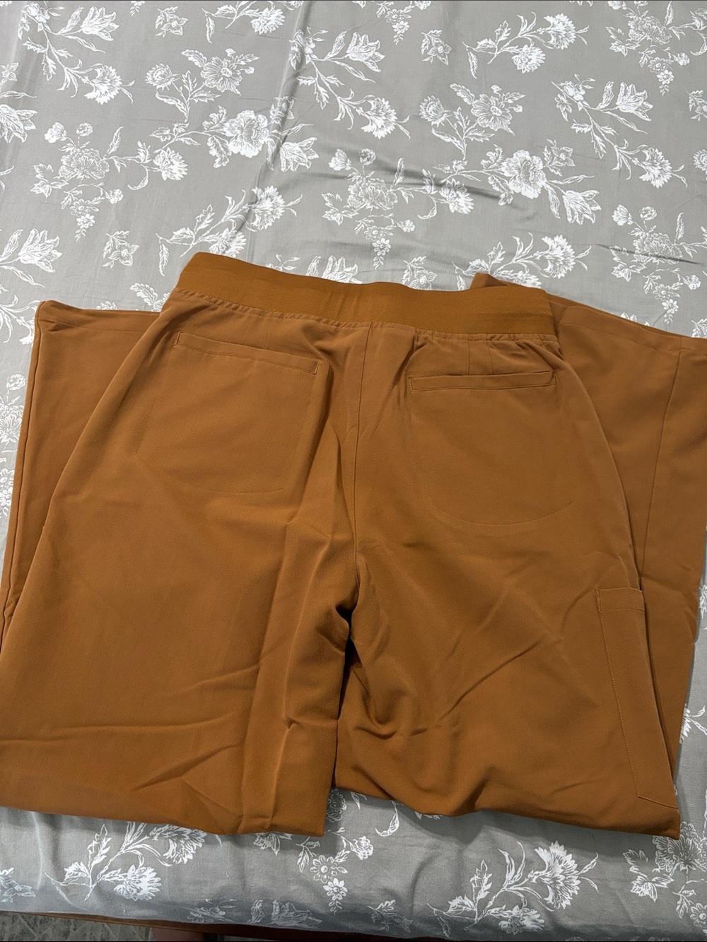 Mandala wide leg scrub pants - dark mustard/goldenrod, size small petite - Picture 3 of 3